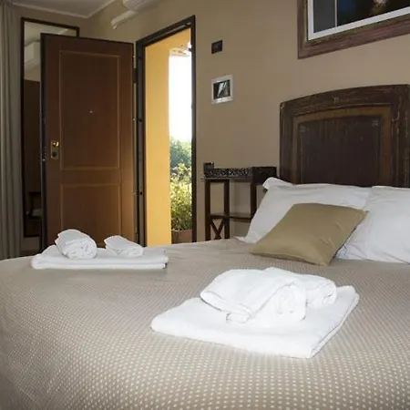 Scuderie Della Contea Apartment